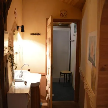 Le Moulin Vieux Hostel Garein