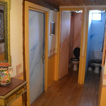 Le Moulin Vieux Hostel Garein