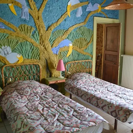 Le Moulin Vieux Hostel Garein